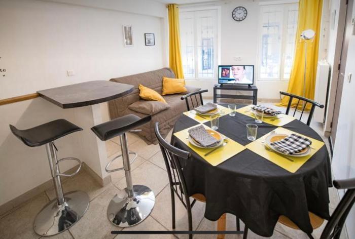 Le Bon'Appart Proche Insead Fontainebleau Ngoại thất bức ảnh
